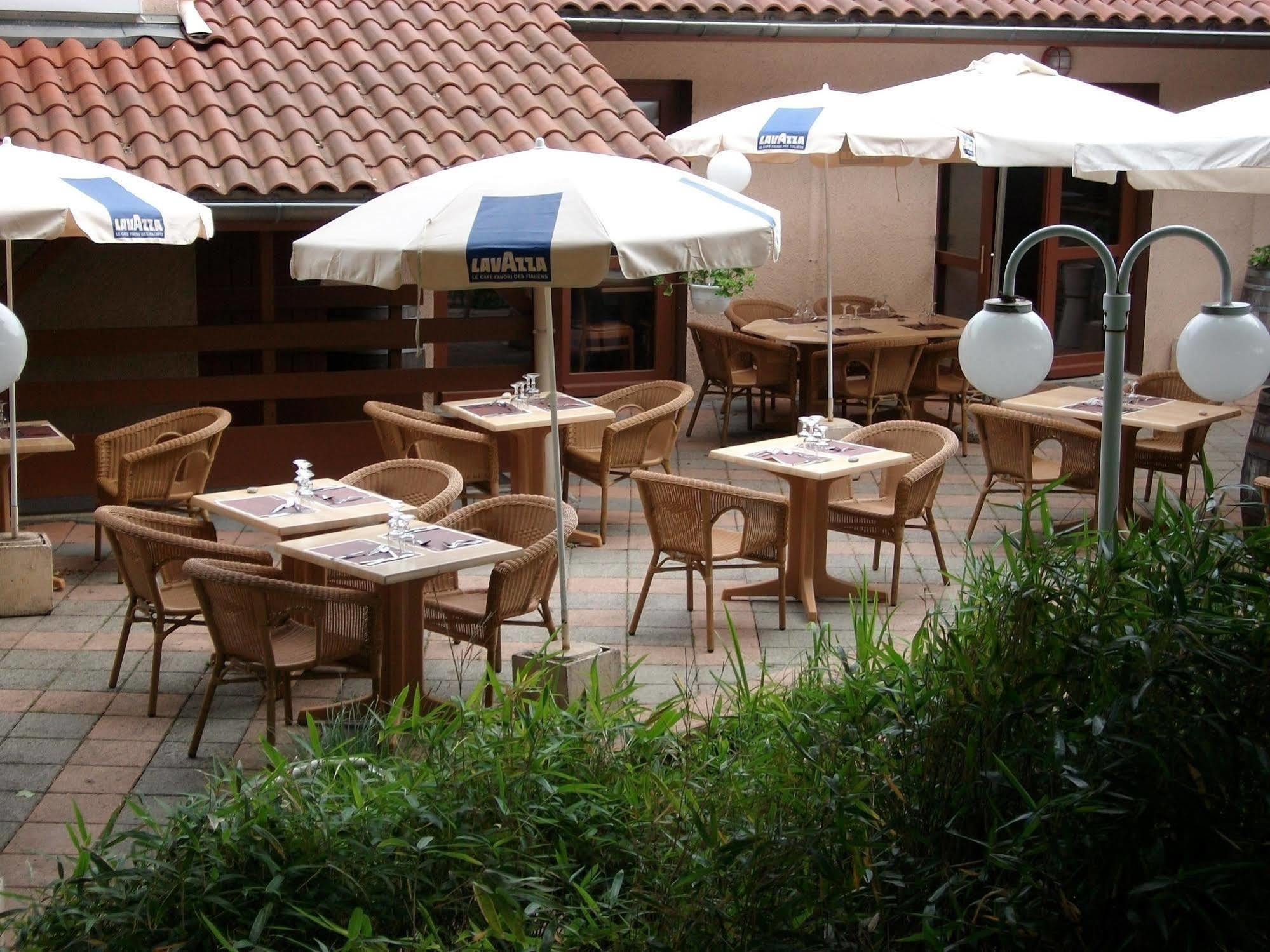 Kyriad Grenoble Sud - Seyssinet Ristorante foto